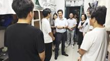 情暖毕业季、嘱托赴前程--校党委书记毕明福走访慰问法学院毕业生