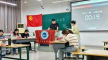 法学院主办 “未来律师” 辩论赛圆满落幕