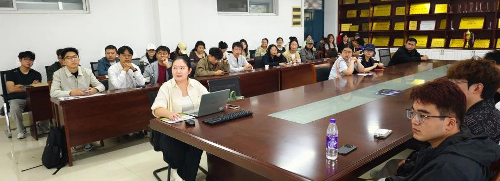 法学院举办考博动员大会