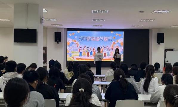 法学院依托“一站式”学生社区开展结对主题活动